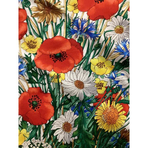 Vintage Gucci Scarf Women’s One Size Silk Square Shape Meadow Flowers And Wheat - Picture 3 of 5